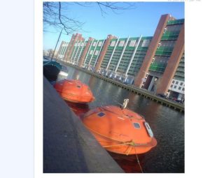 capsules hotels